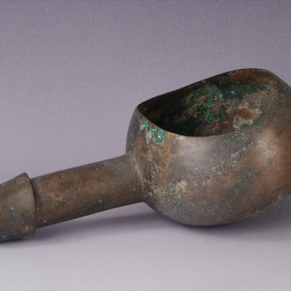 春秋时代青铜祖柄勺